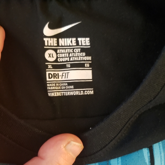 Nike shirts bundle - Picture 2 of 8